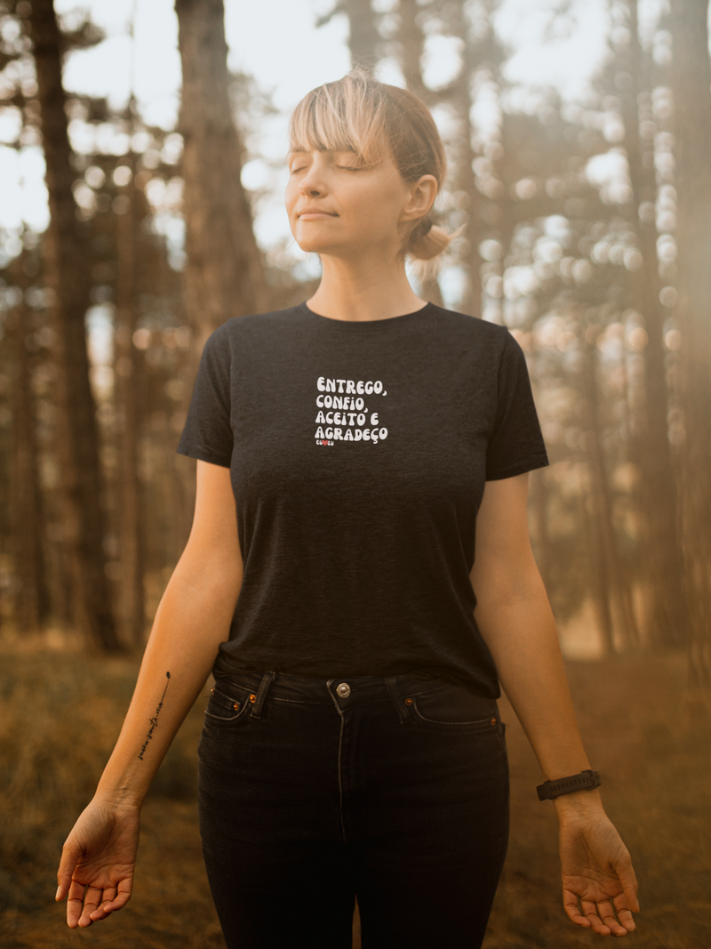 CAMISETA ENTREGO CONFIO ACEITO AGRADEÇO 1