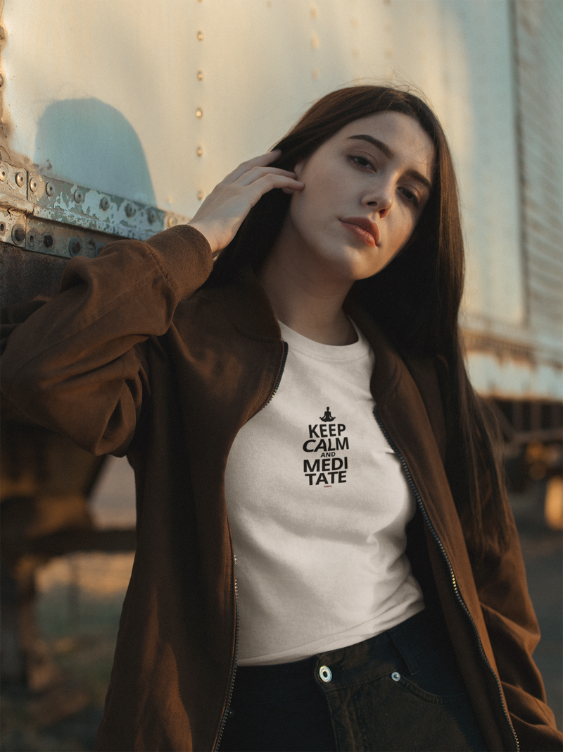 CAMISETA KEEP CALM AND MEDITATE 2