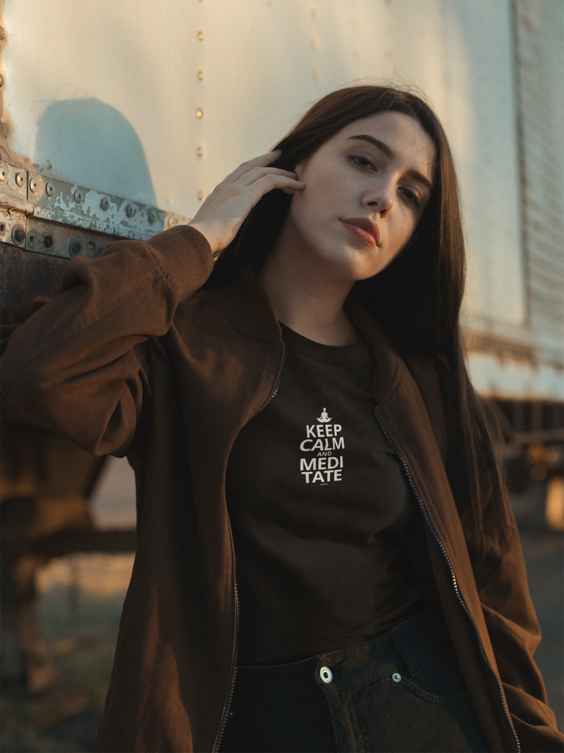 CAMISETA KEEP CALM AND MEDITATE 2