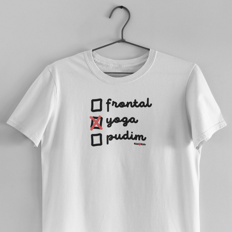 CAMISETA FRONTAL, YOGA, PUDIM