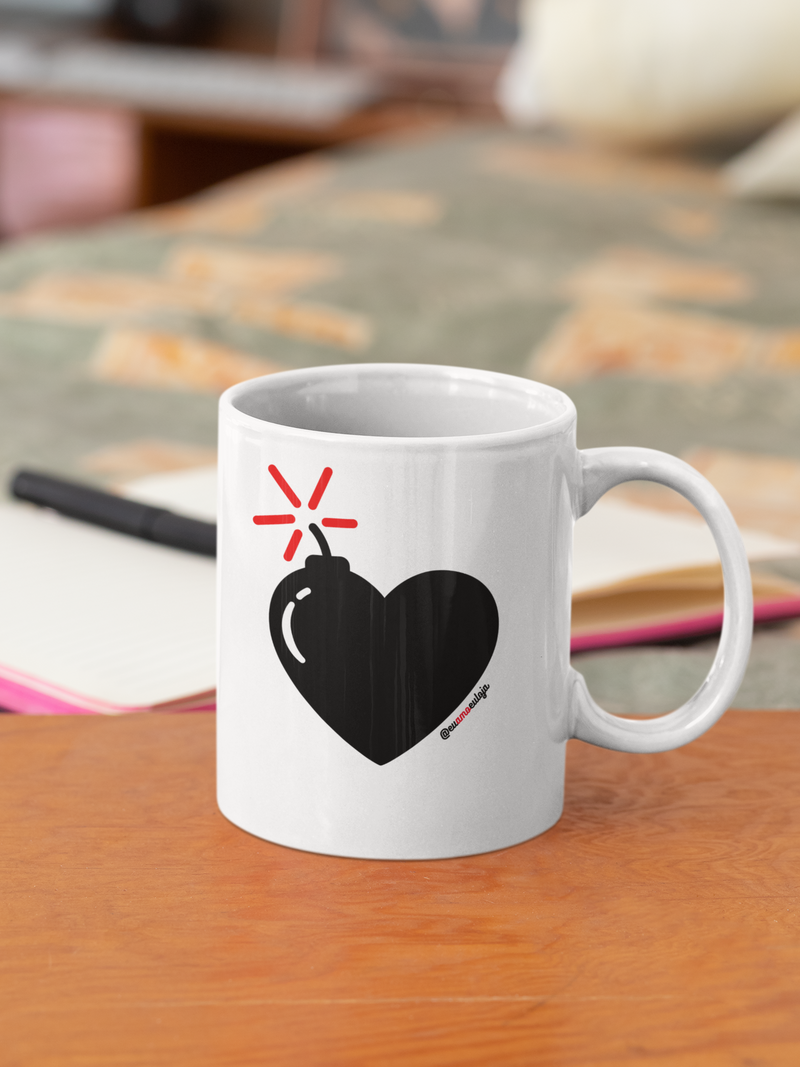 CANECA LOVE BOMB