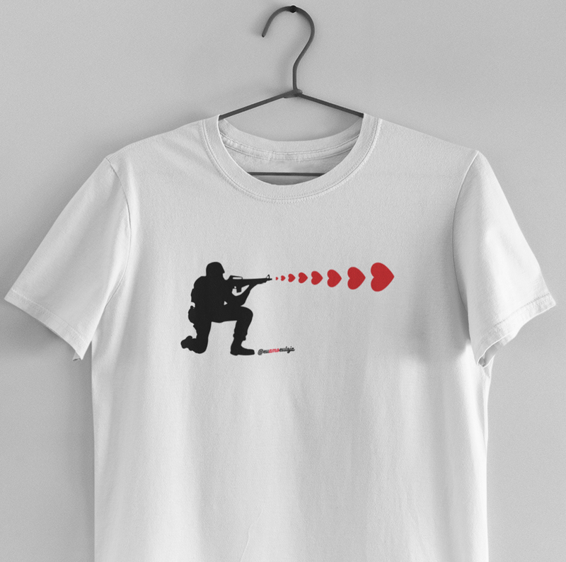 CAMISETA SOLDIER OF LOVE