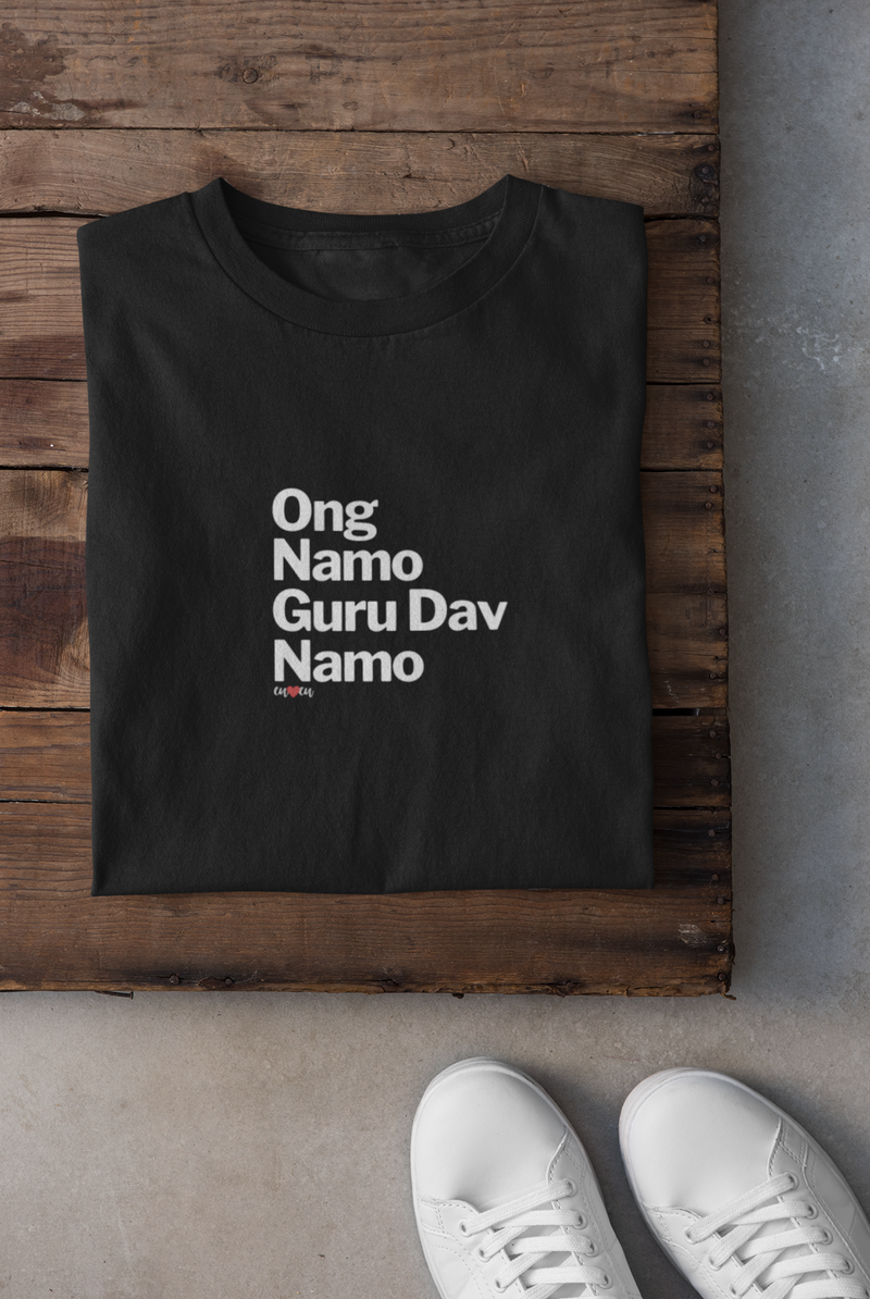 CAMISETA ONG NAMO GURU DAV NAMO 2