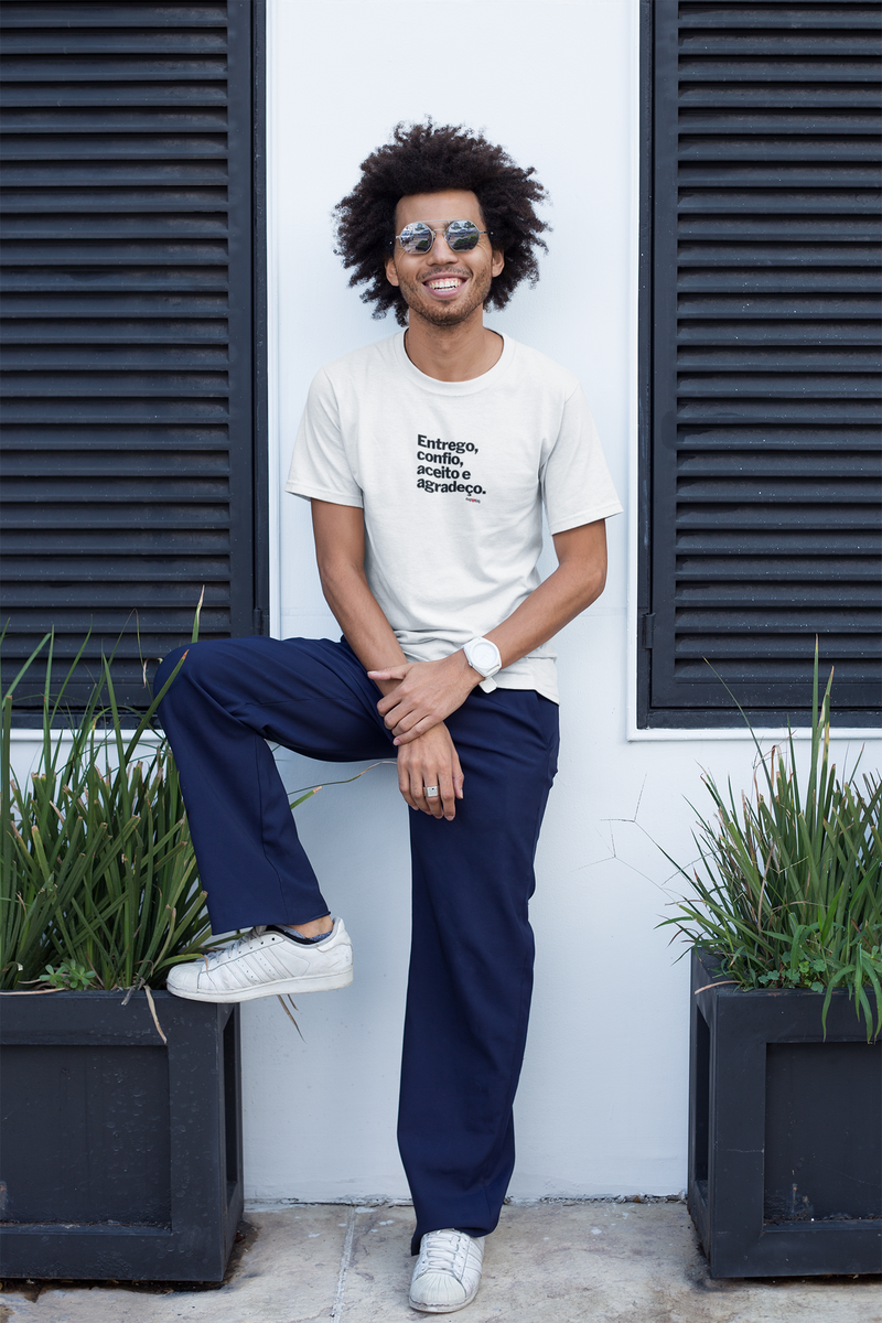 CAMISETA ENTREGO CONFIO ACEITO AGRADEÇO 3