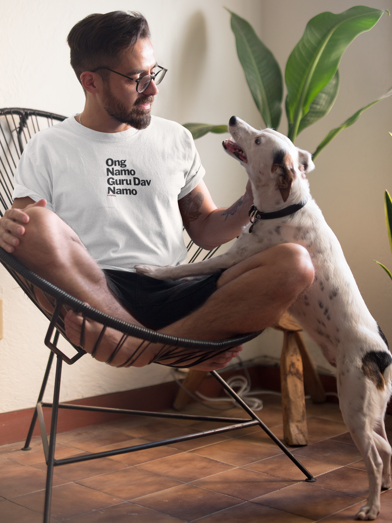 CAMISETA ONG NAMO GURU DAV NAMO 2